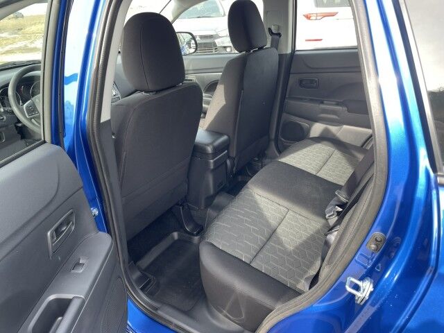 2025 Mitsubishi RVR ES Whitecourt AB