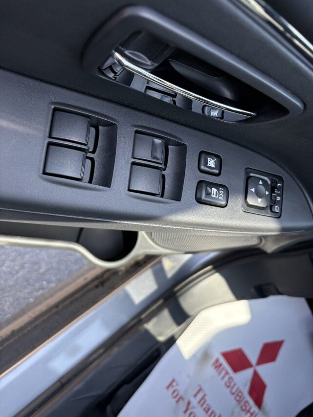 2025 Mitsubishi RVR NOIR Whitecourt AB