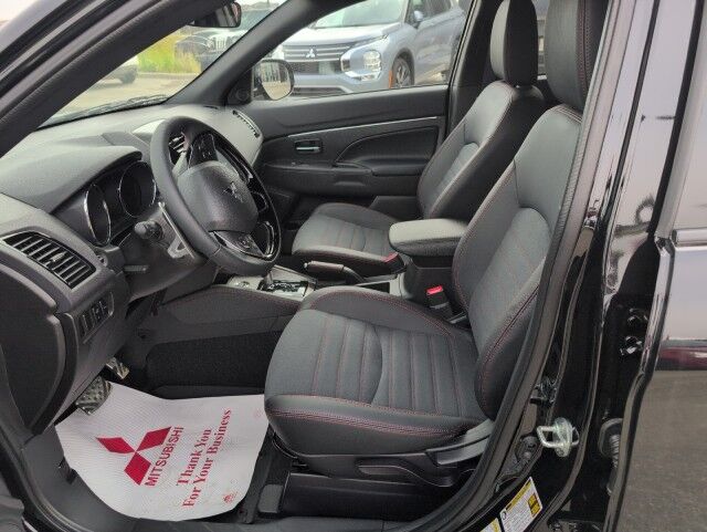 2025 Mitsubishi RVR NOIR Whitecourt AB