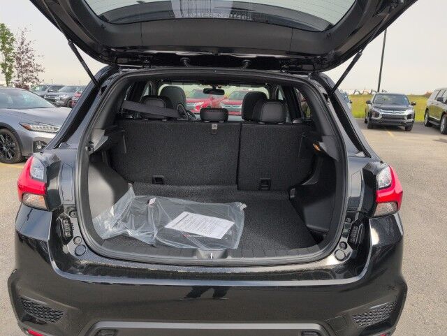 2025 Mitsubishi RVR NOIR Whitecourt AB