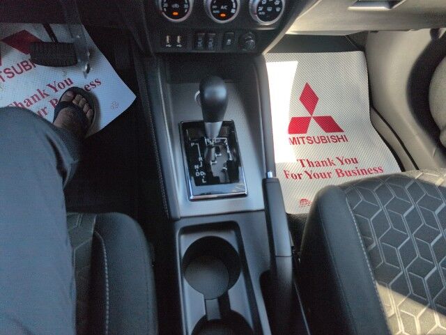 2025 Mitsubishi RVR SE Grande Prairie AB