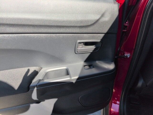2025 Mitsubishi RVR SE Grande Prairie AB