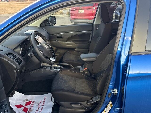 2025 Mitsubishi RVR SE Grande Prairie AB