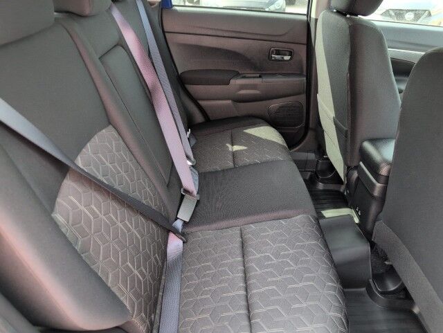2025 Mitsubishi RVR SE Grande Prairie AB