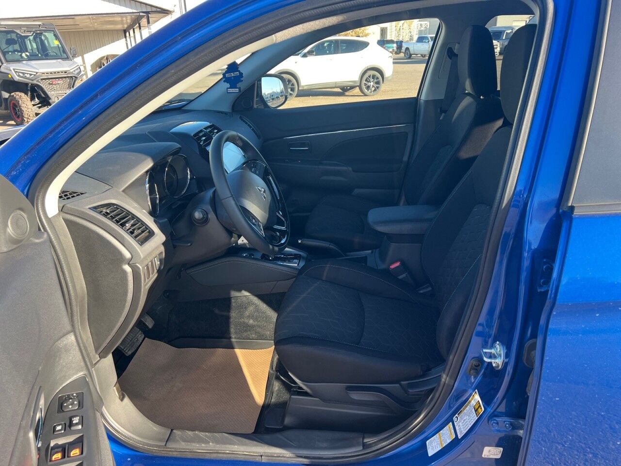 2025 Mitsubishi RVR SE High Level AB