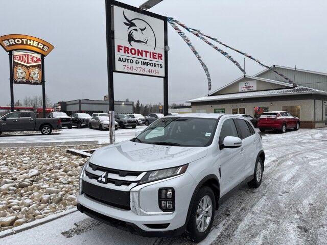 2025 Mitsubishi RVR SE