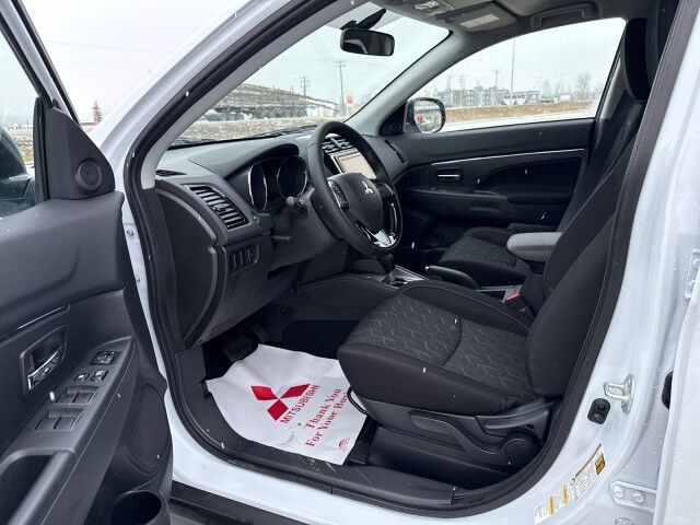 2025 Mitsubishi RVR SE Whitecourt AB