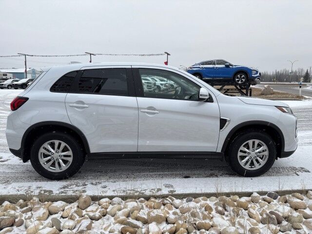 2025 Mitsubishi RVR SE Whitecourt AB