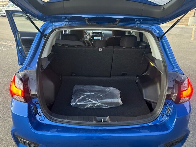 2025 Mitsubishi RVR SE Whitecourt AB