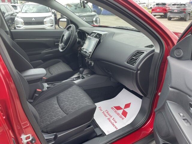 2025 Mitsubishi RVR SE Whitecourt AB
