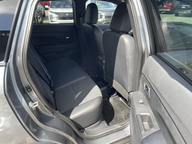 2025 Mitsubishi RVR SE Whitecourt AB
