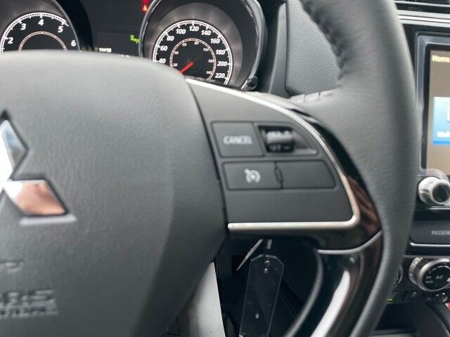 2025 Mitsubishi RVR SE Whitecourt AB