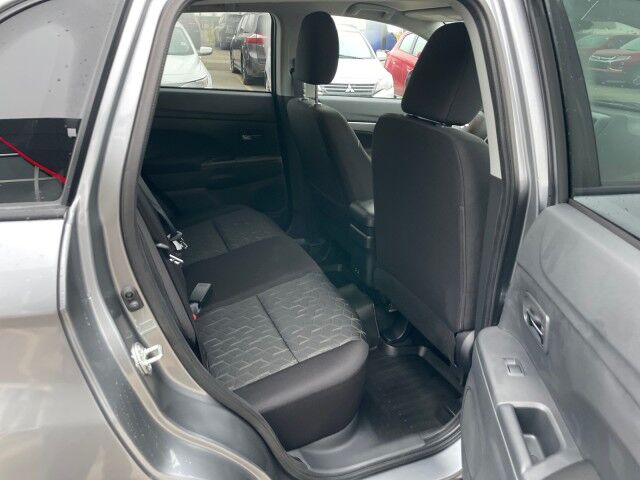 2025 Mitsubishi RVR SE Whitecourt AB