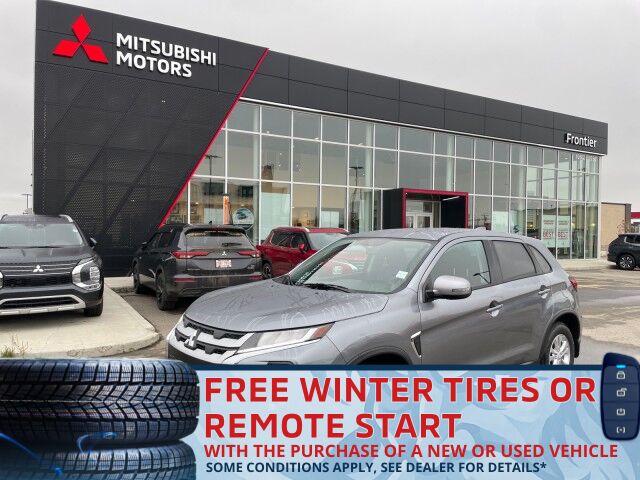 2025 Mitsubishi RVR SE