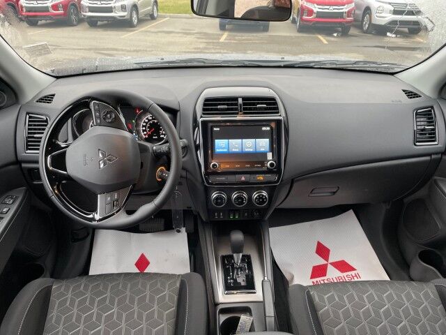 2025 Mitsubishi RVR SE Whitecourt AB