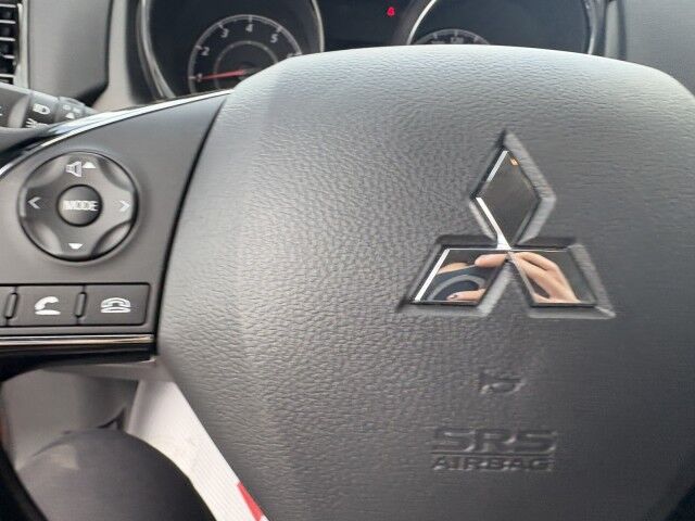 2025 Mitsubishi RVR SEL Whitecourt AB