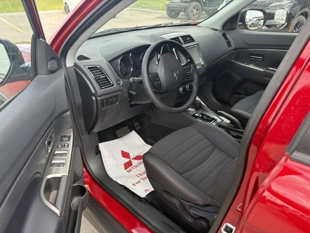 2025 Mitsubishi RVR SEL Whitecourt AB