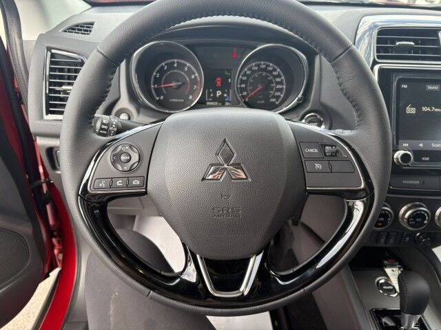 2025 Mitsubishi RVR SEL Whitecourt AB