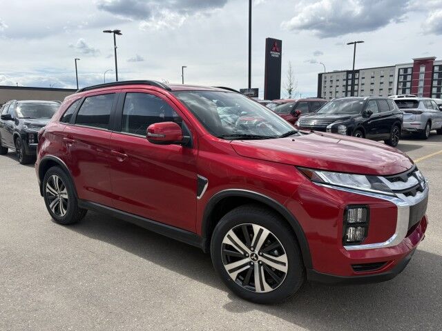 2025 Mitsubishi RVR SEL Whitecourt AB