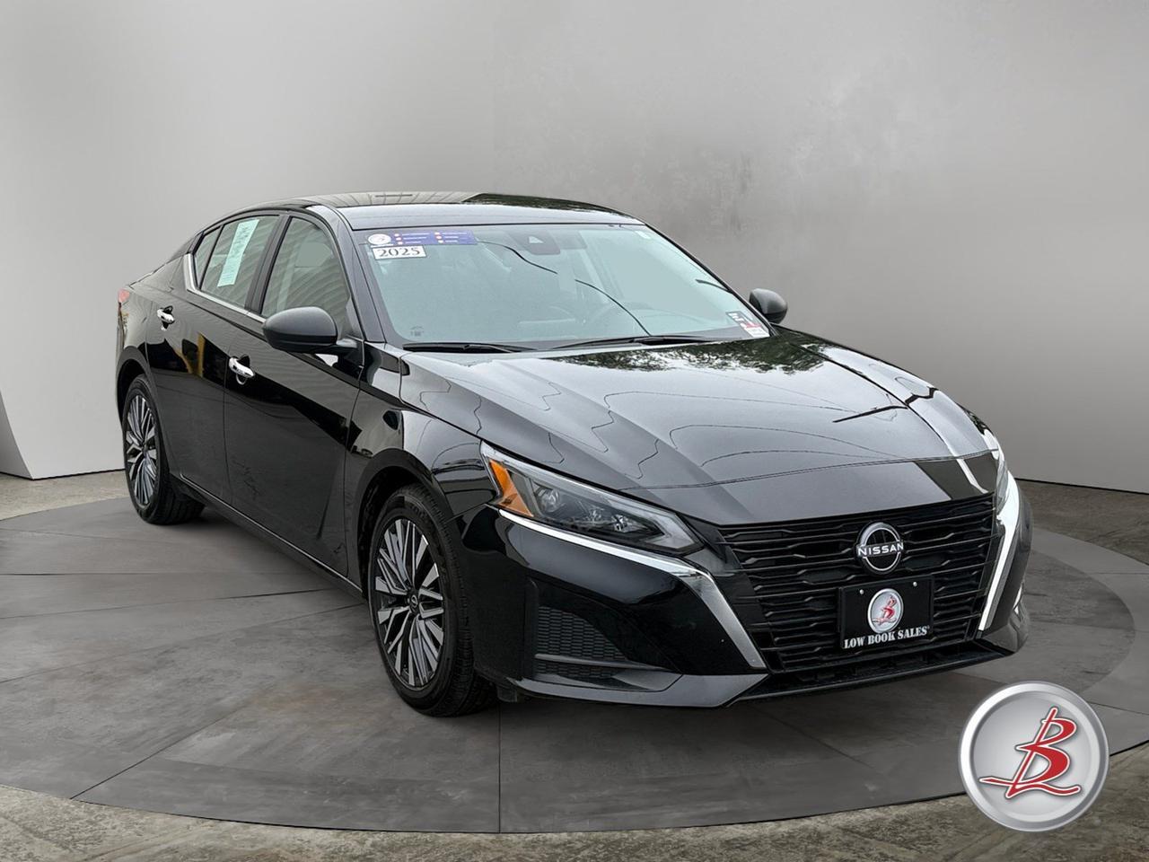 2025 Nissan ALTIMA SV