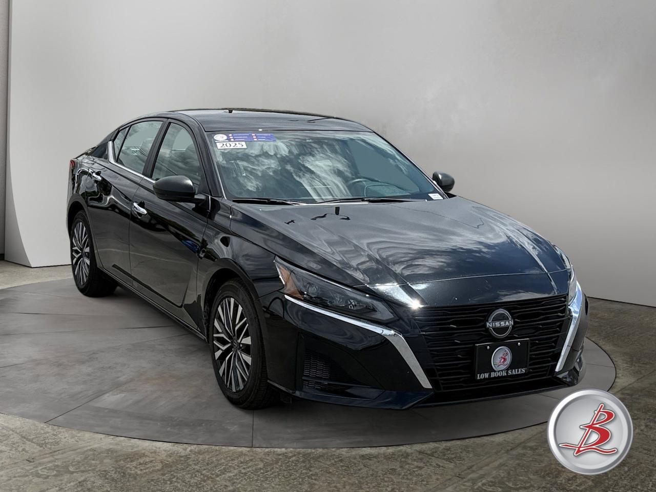 2025 Nissan ALTIMA SV