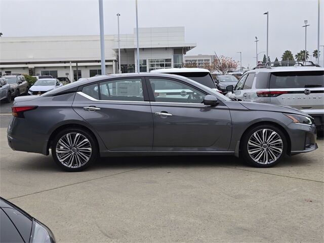 2025 Nissan Altima 2.5 SL