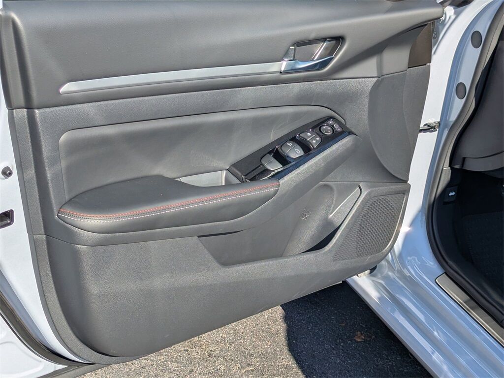 2025 Nissan Altima 2.5 SR Kennesaw GA