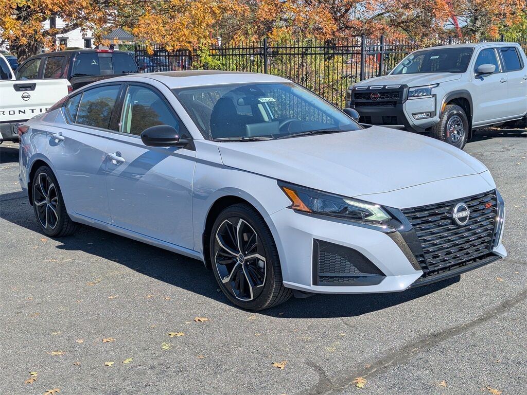2025 Nissan Altima 2.5 SR Kennesaw GA
