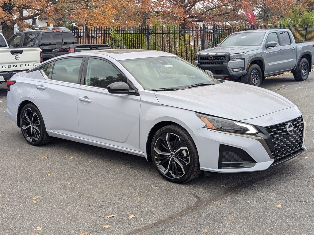 2025 Nissan Altima 2.5 SR Kennesaw GA