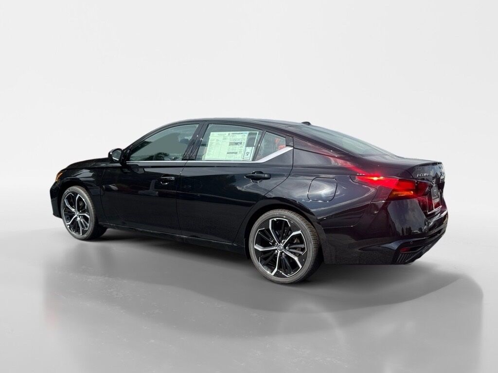 2025 Nissan Altima 2.5 SR Morristown TN