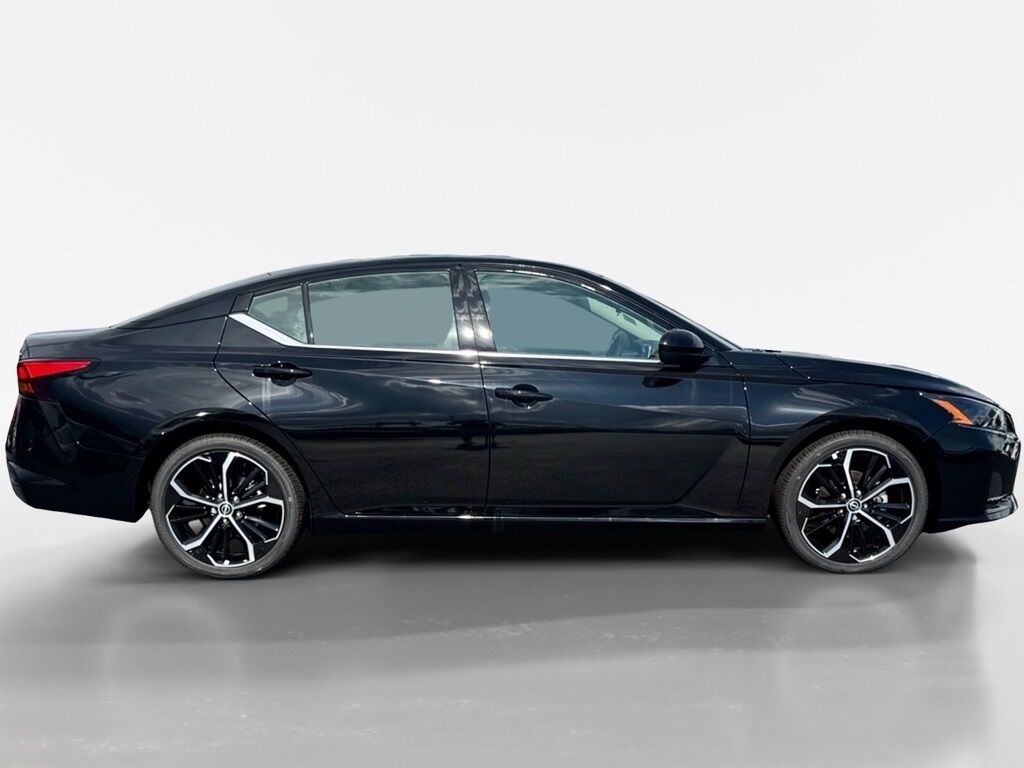 2025 Nissan Altima 2.5 SR Morristown TN