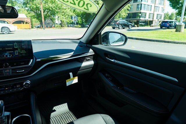 2025 Nissan Altima 2.5 SR Beaverton OR