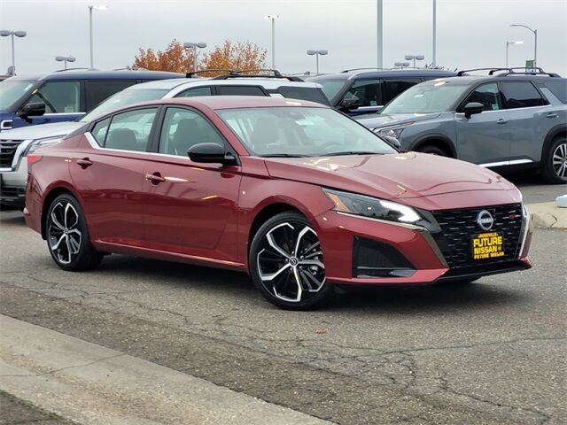 2025 Nissan Altima 2.5 SR