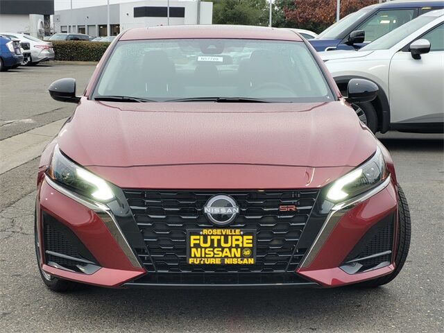 2025 Nissan Altima 2.5 SR