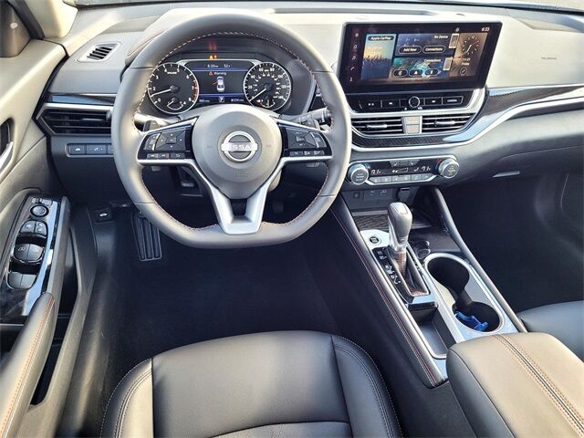 2025 Nissan Altima 2.5 SR Roseville CA