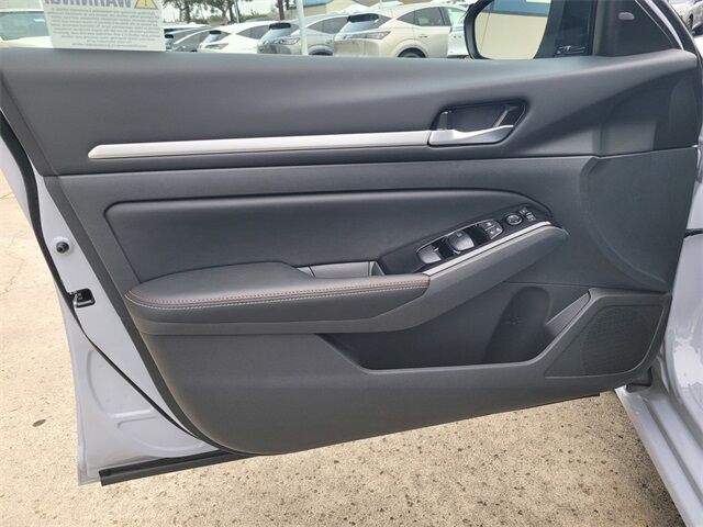 2025 Nissan Altima 2.5 SR Roseville CA