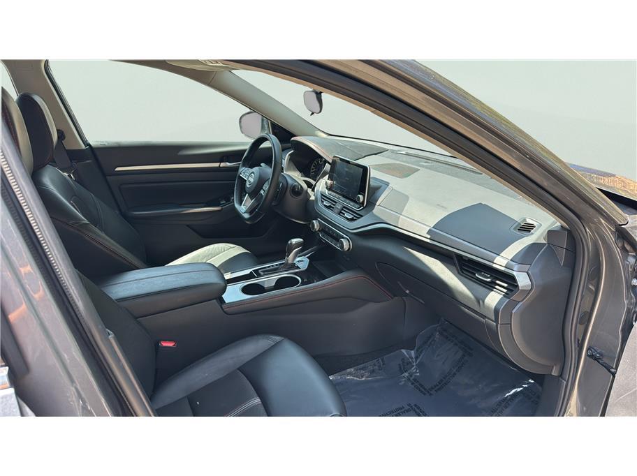 2025 Nissan Altima 2.5 SR Sedan 4D Folsom CA