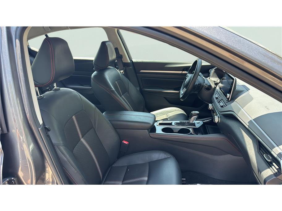 2025 Nissan Altima 2.5 SR Sedan 4D Folsom CA