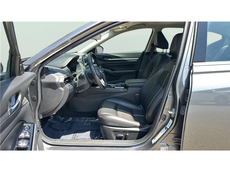 2025 Nissan Altima 2.5 SR Sedan 4D Folsom CA