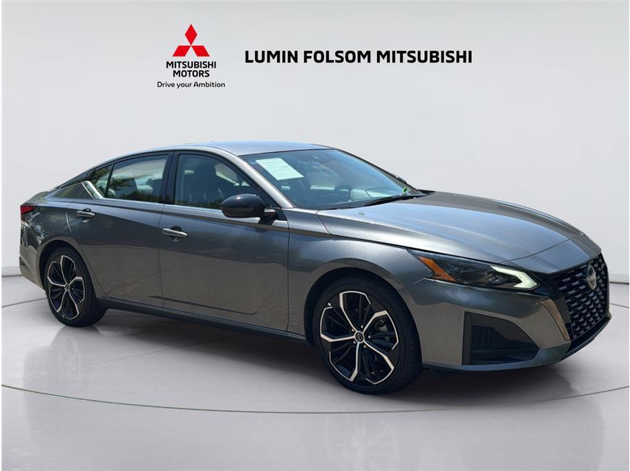 2025 Nissan Altima 2.5 SR Sedan 4D Folsom CA