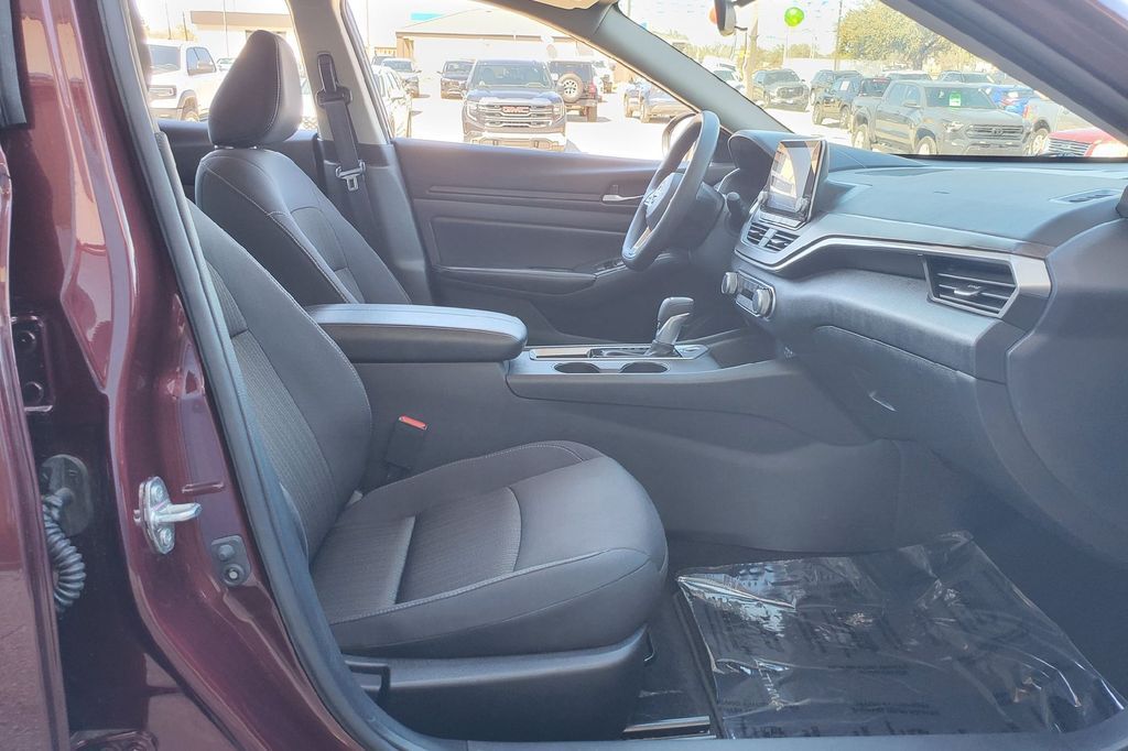 2025 Nissan Altima 2.5 SV Hondo TX