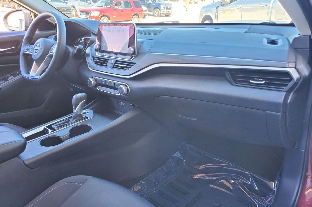 2025 Nissan Altima 2.5 SV Hondo TX