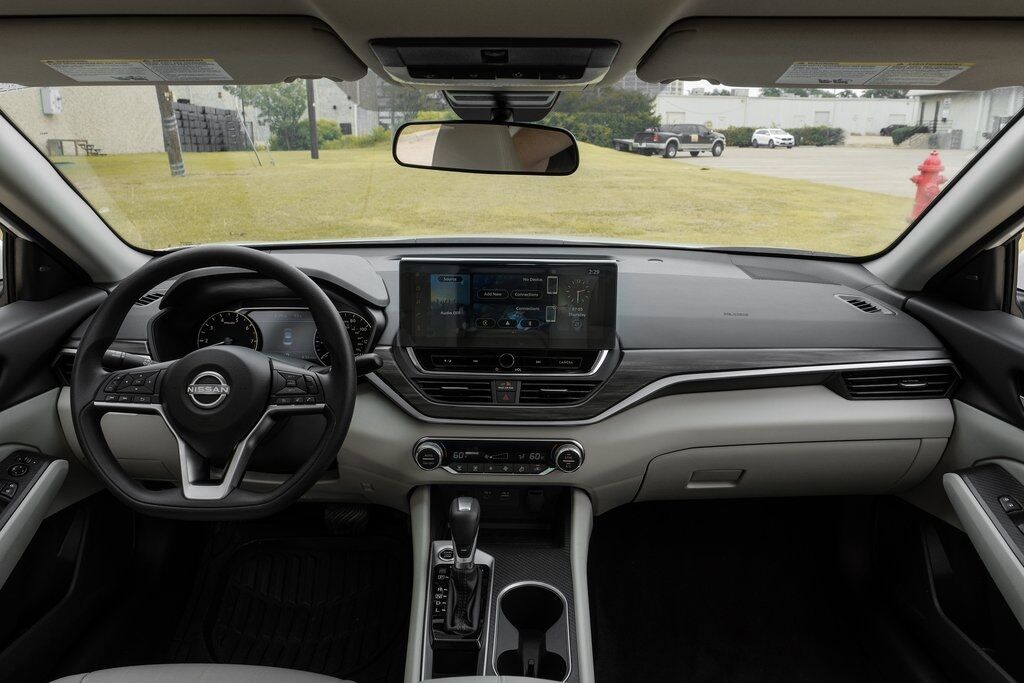 2025 Nissan Altima 2.5 SV Carrollton TX