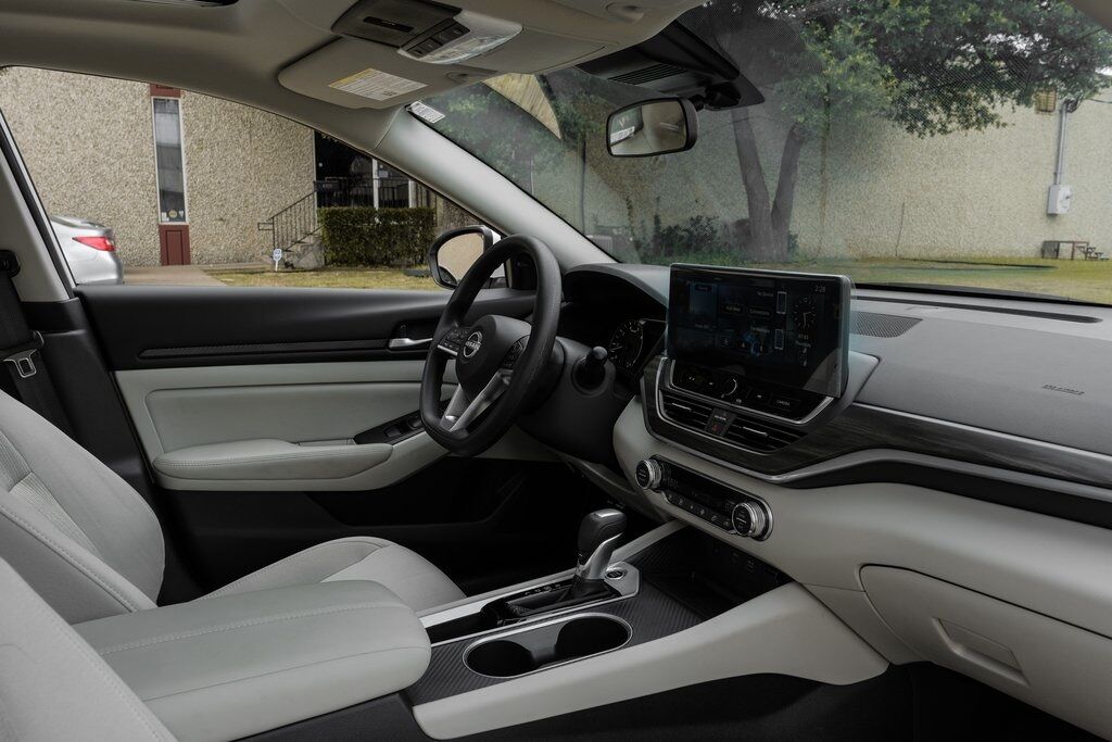 2025 Nissan Altima 2.5 SV Carrollton TX