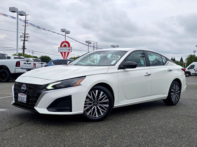 2025 Nissan Altima 2.5 SV