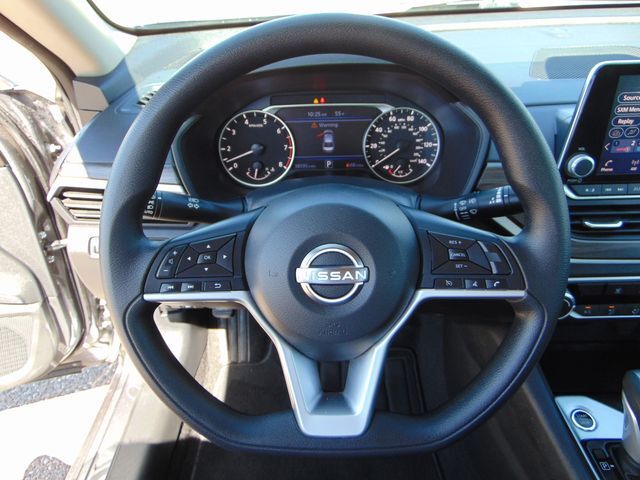 2025 Nissan Altima 2.5 SV Santa Fe NM