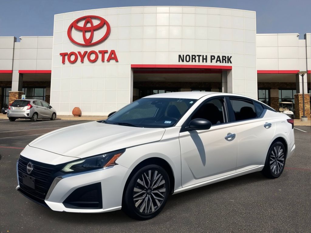 2025 Nissan Altima