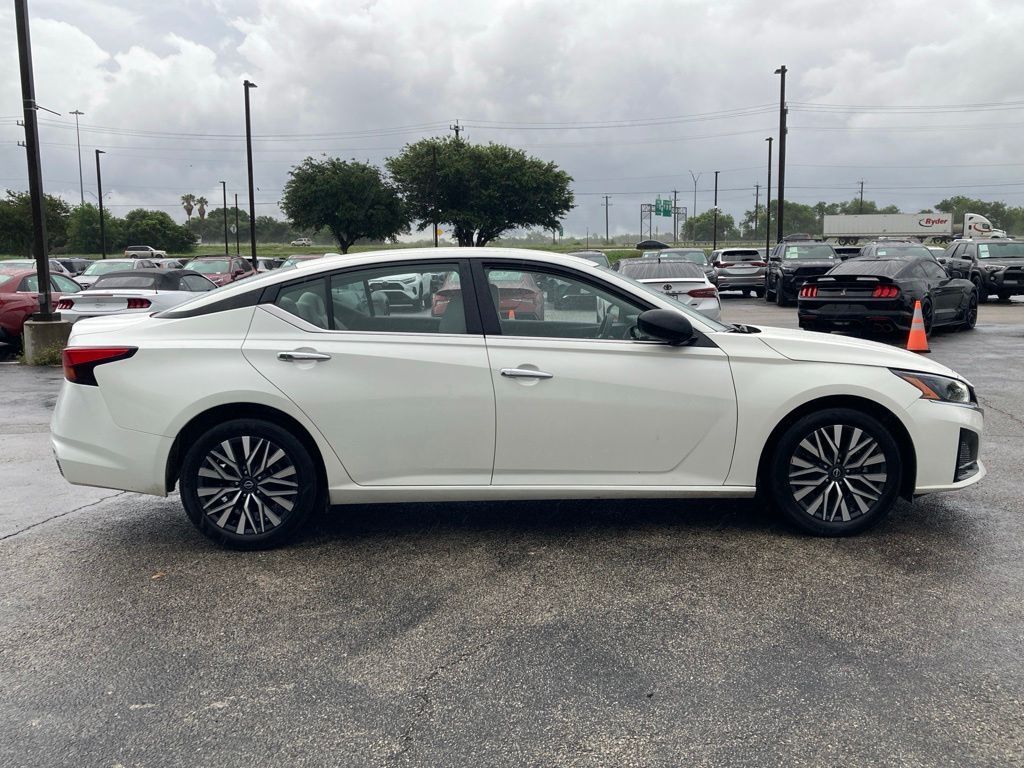 2025 Nissan Altima 2.5 SV
