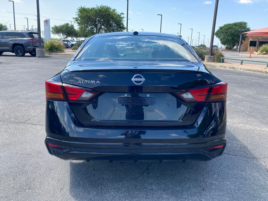 2025 Nissan Altima 2.5 SV