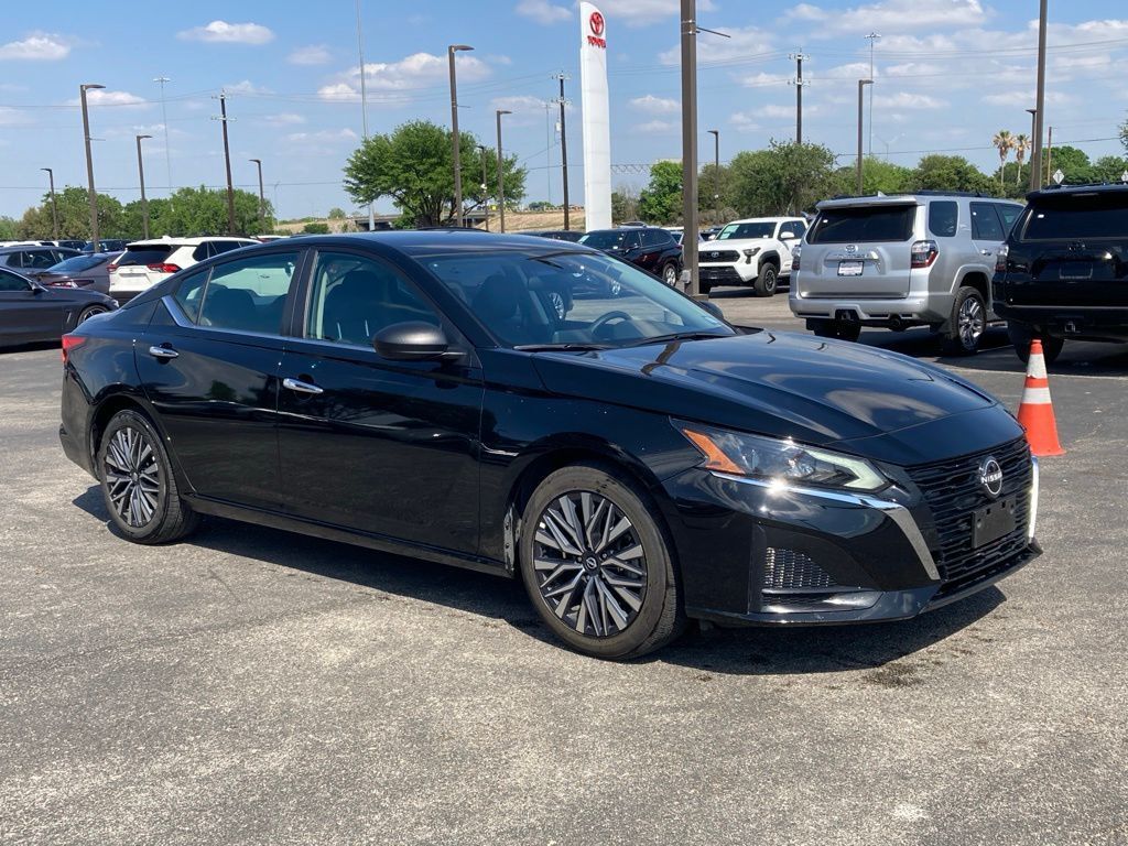 2025 Nissan Altima 2.5 SV